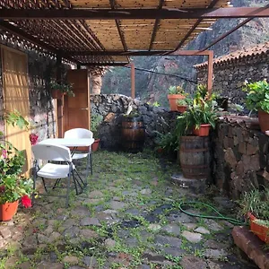 https://casa-rural-el-horno.tenerifehoteles.net